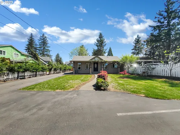 2044 SE 174th Ave, Portland, OR 97233