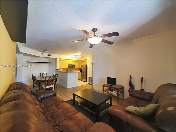 5th image of 6801 SW 44th St APT 203