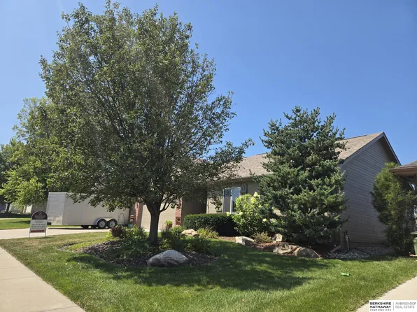 14502 S 22nd St, Bellevue, NE 68123