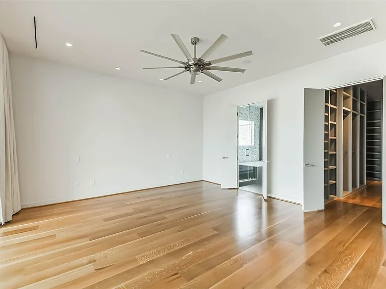 815 Alexander St — Photo 32