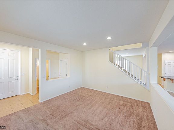4th image of 612 Crying Bird Ave