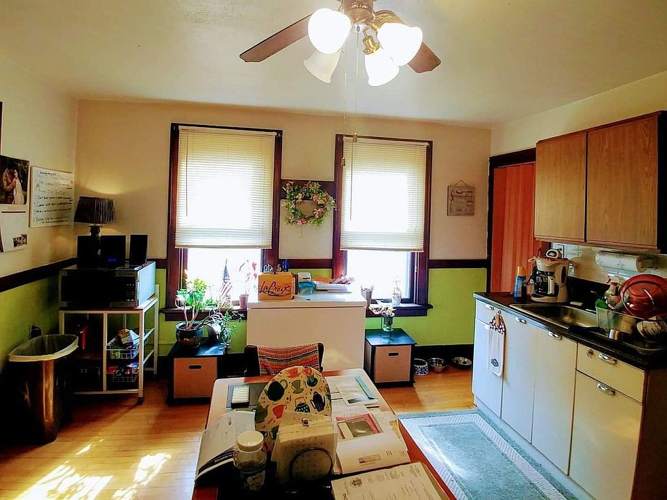 2nd image of 3655 E Carpenter Ave