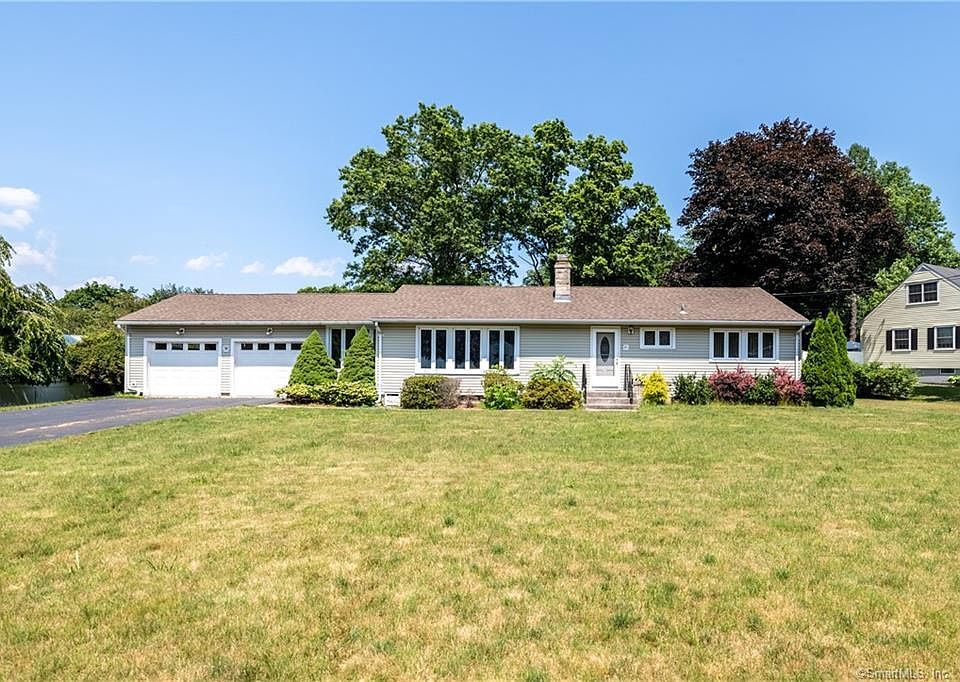 21 Meadow Rd North Branford CT 06471 Zillow