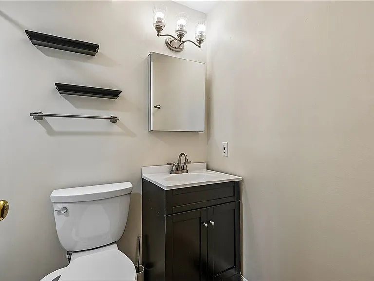 1514 Byrd St — Photo 18