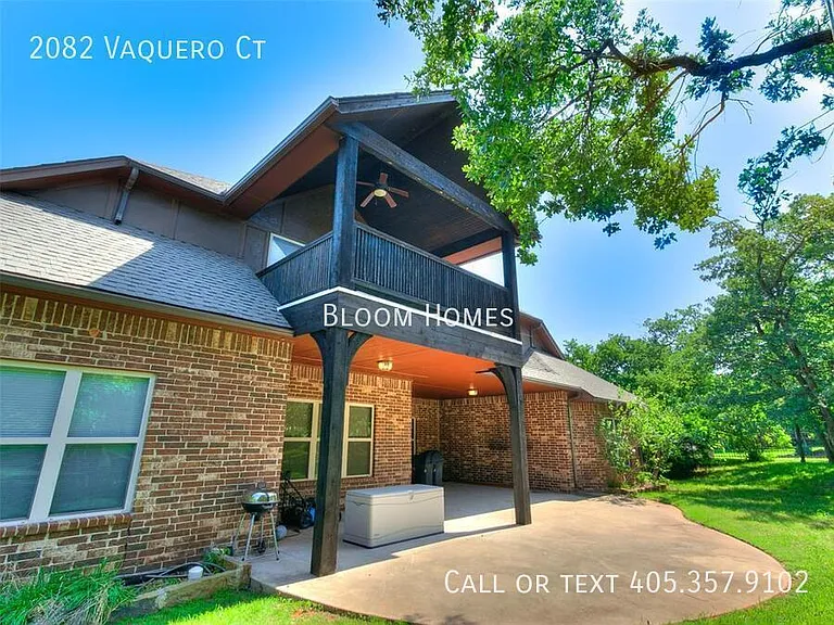 2082 Vaquero Ct — Photo 24