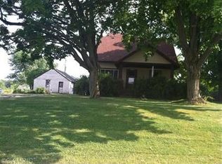 1590 Seven Mile Rd NW, Comstock Park, MI 49321