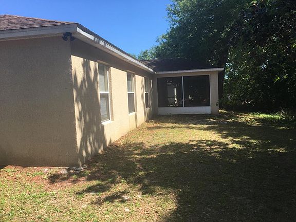 2nd image of 1346 Wilderness Ln
