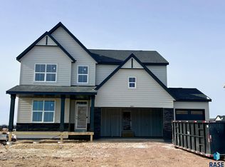 2001 N Valley View Rd, Sioux Falls, SD 57106