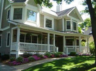 1028 Hazel Ave, Deerfield, IL 60015