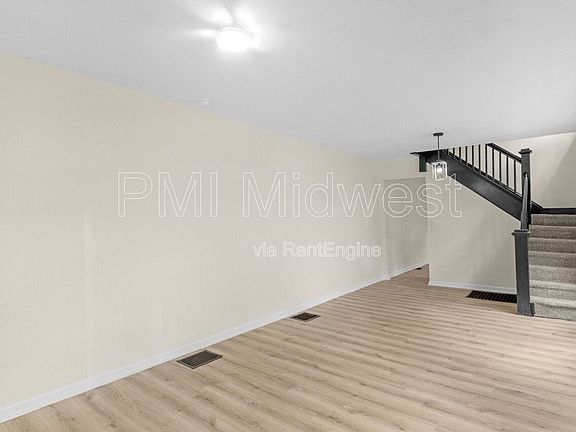 4th image of 2235 Dr Martin Luther King Jr St