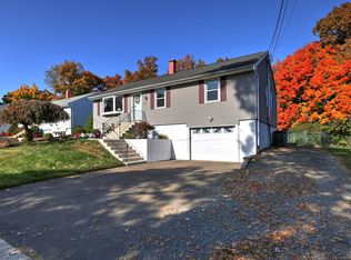 67 Nashawena Ave, West Haven, CT 06516