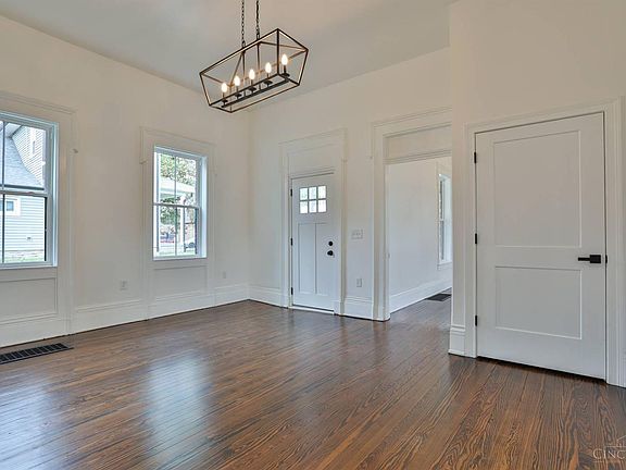 5th image of 203 S Bowles St