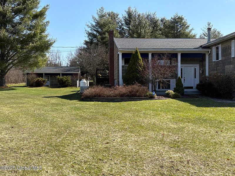 4th image of 623 Midline Road