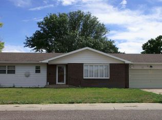 1250 E 8th St, Colby, KS 67701