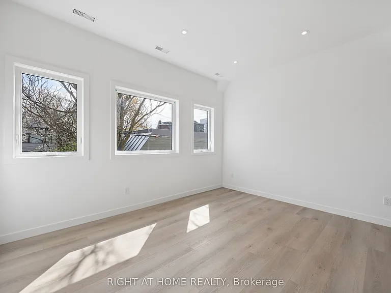 91 Barton Ave #5 — Photo 6