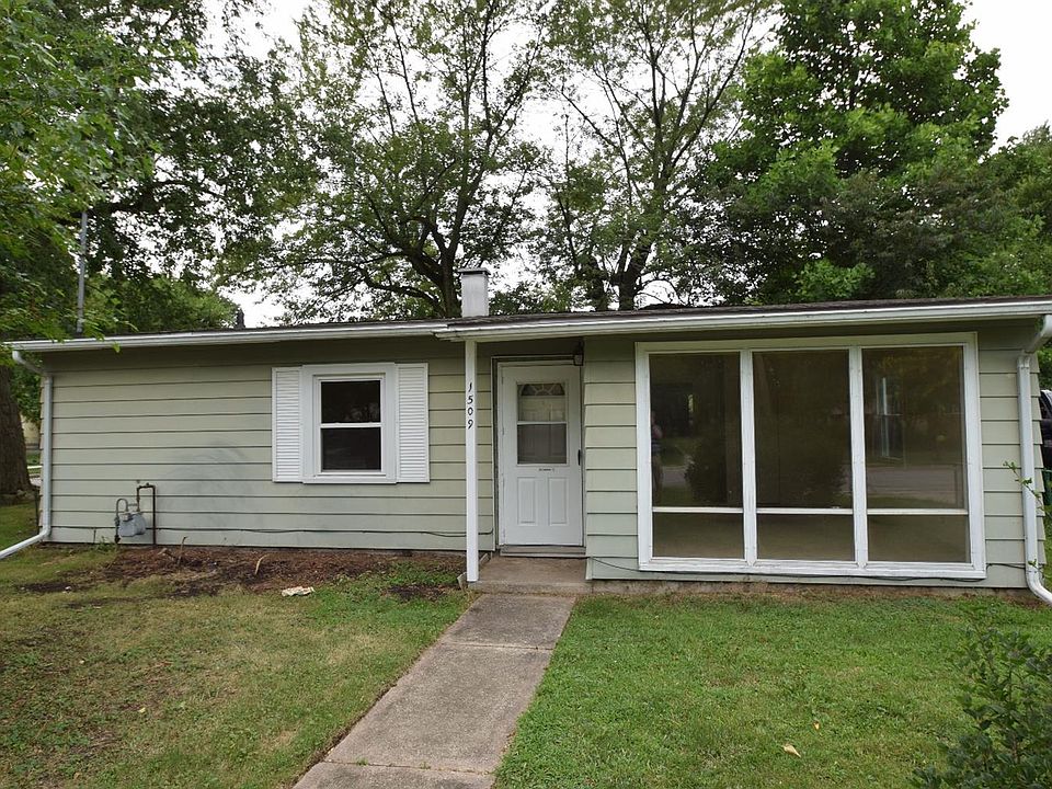 1st image of 1509 Valparaiso St