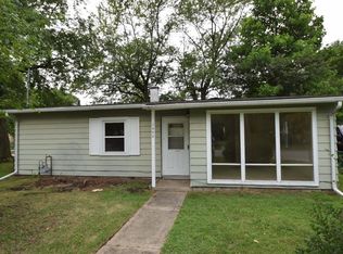 1509 Valparaiso St, Valparaiso, IN 46383