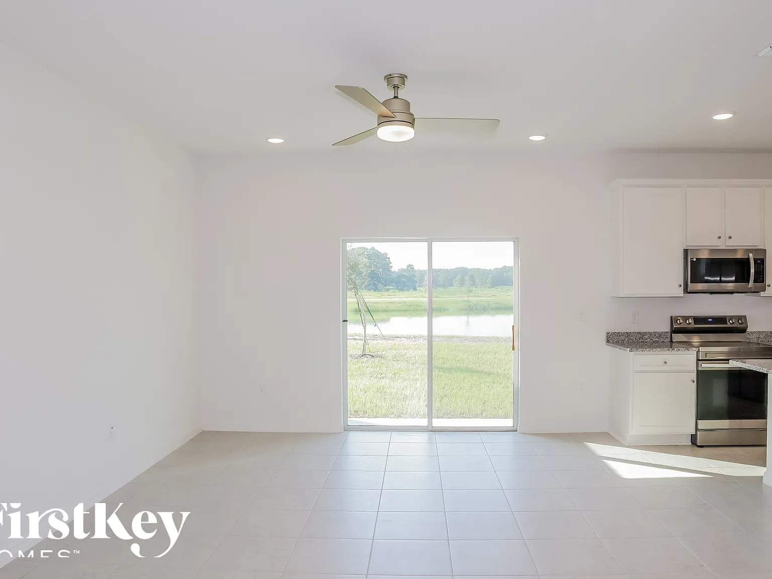 4 bed, 2.0 bath, 2001 sqft, $2,845 — Photo 4
