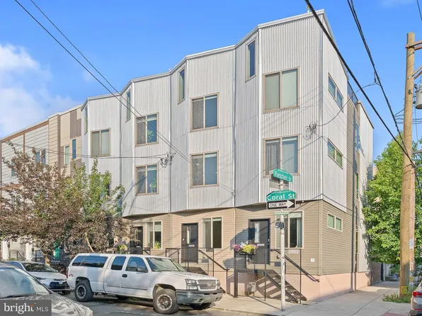 2225 Coral St, Philadelphia, PA 19125