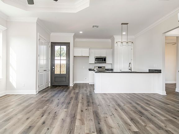 3rd image of 106 Santa Marta Dr