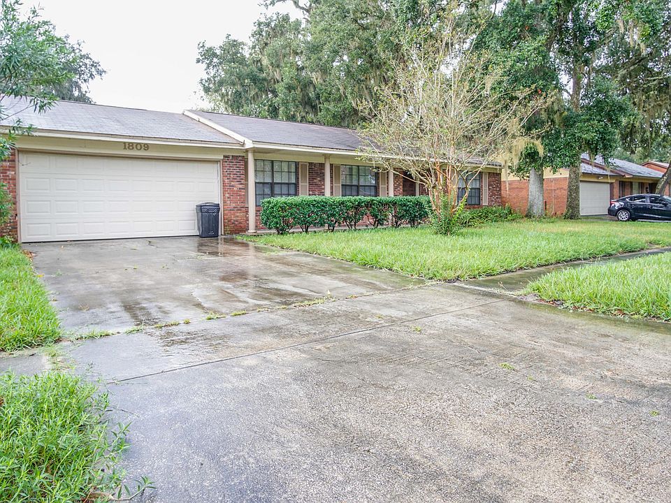 1st image of 1809 Alder Dr