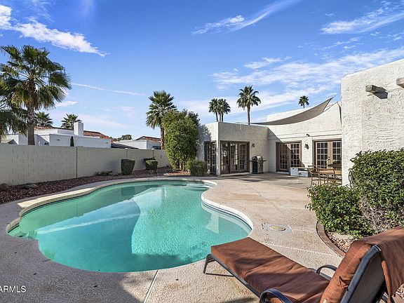 3rd image of 7369 E SAN MIGUEL Avenue