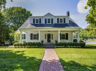 125 Leavitt St, Hingham, MA 02043