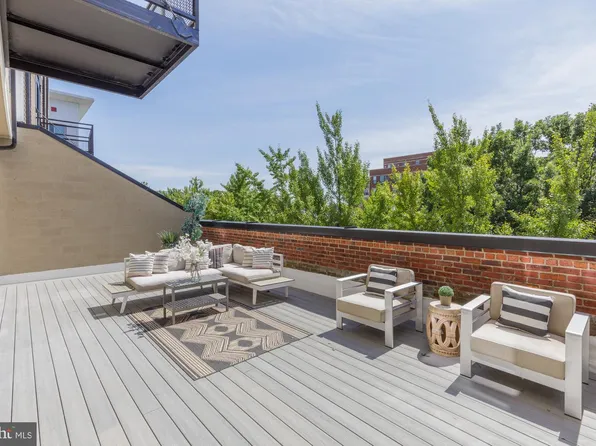 901 3rd St NE #304, Washington, DC 20002