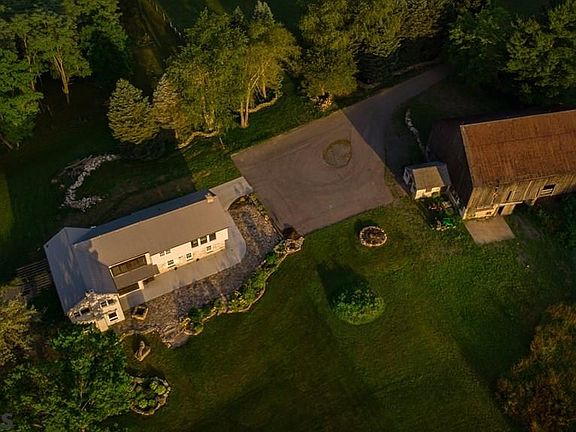 4th image of 119 Gardner Ln