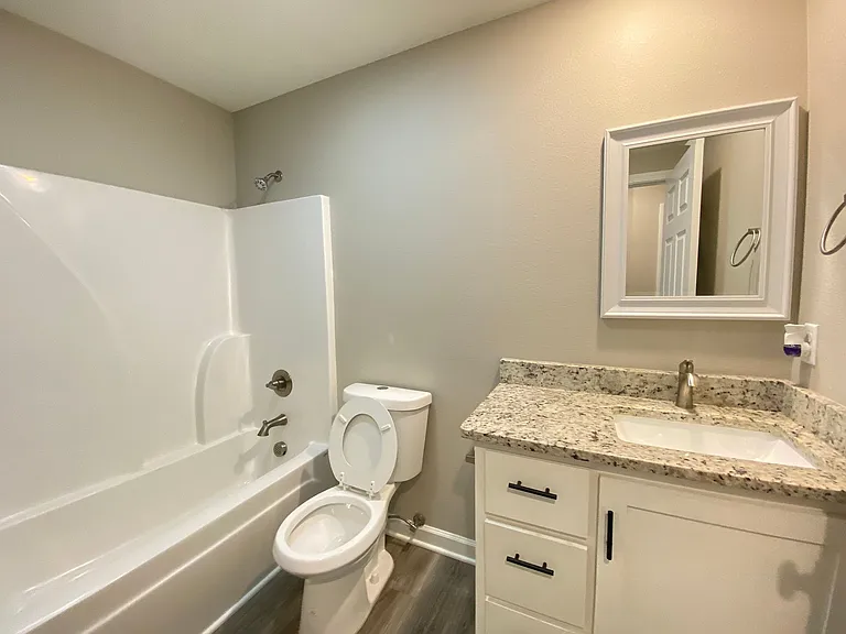 8821 Winston Dr — Photo 7
