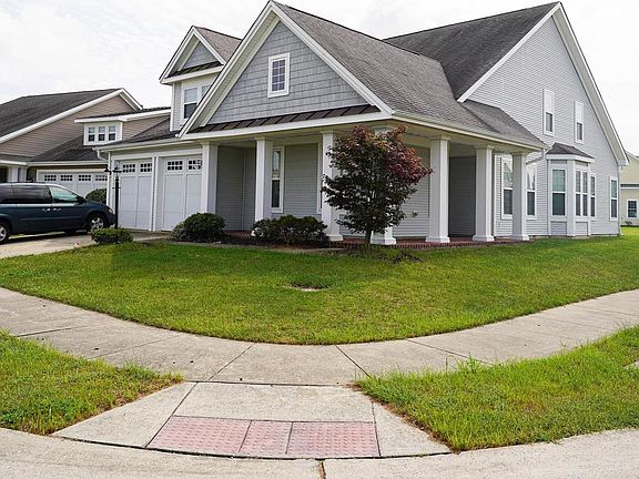 3rd image of 102 Widgeon Way #226