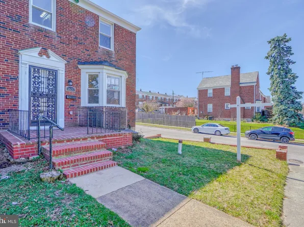 1637 Kingsway Rd, Baltimore, MD 21218