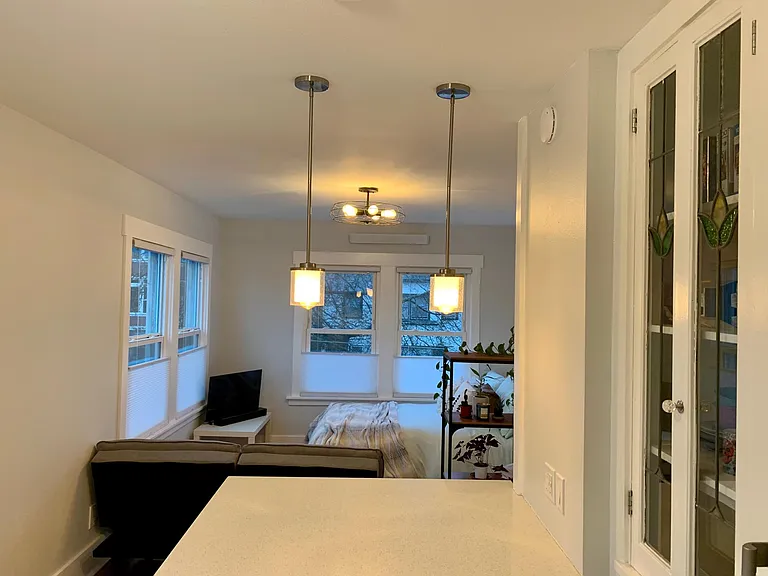 411 11th Ave E #303 — Photo 6