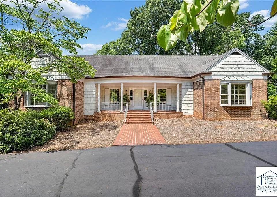 266 Plantation Rd