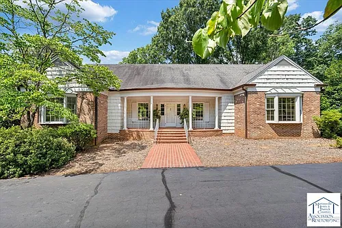 266 Plantation Rd Photo 1