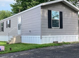 5925 Youngstown Hubbard Rd #1, Hubbard, OH 44425