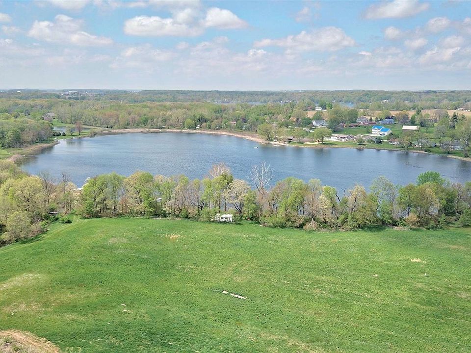 1st image of E Lakeview Trl