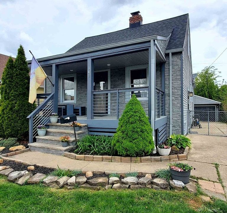 1st image of 3420 Torrington Ave