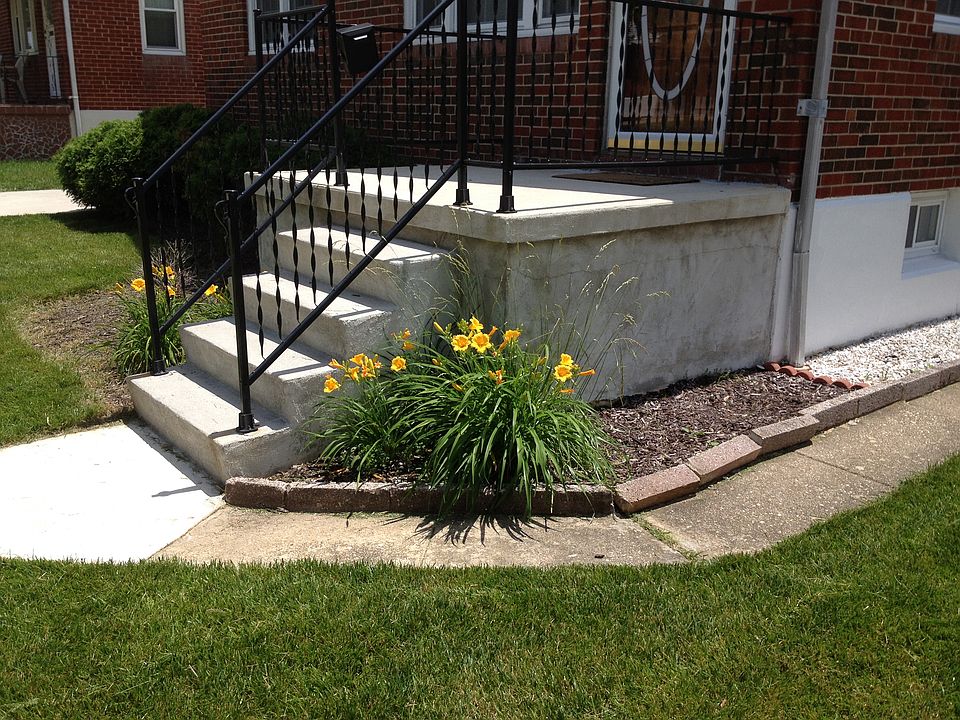 2nd image of 2605 Chesley Ave