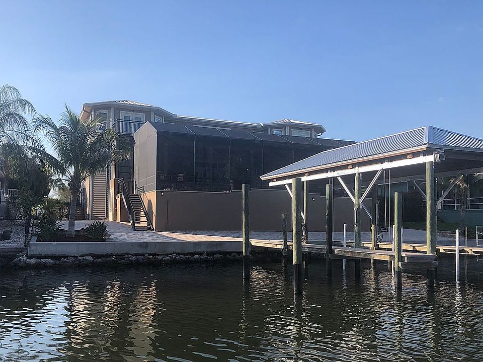 2nd image of 916 Golf Island Dr