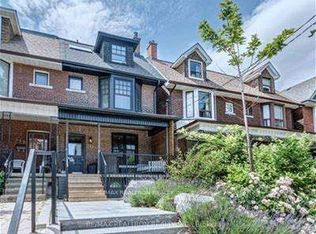 214 Grace St, Toronto, ON M6G 3A6