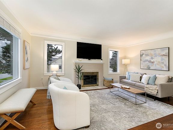 3rd image of 7501 25th Avenue NW