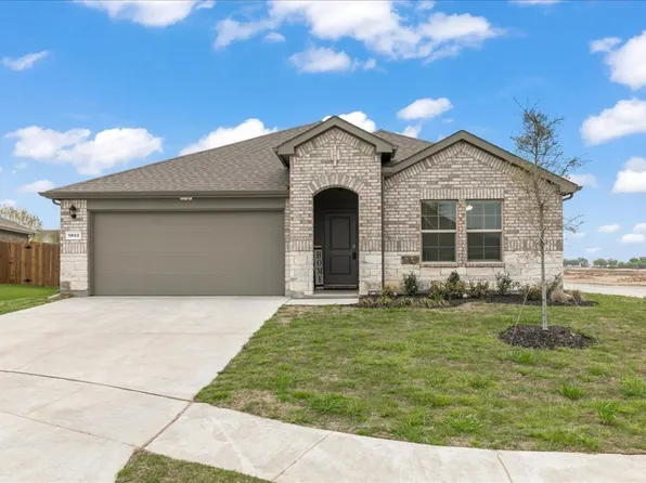 1803 Skylar Ln, Cleburne, TX 76033