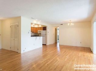 320 Hammond Pond Pkwy APT 201, Chestnut Hill, MA 02467