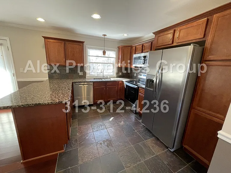 31045 Sheridan Dr — Photo 8