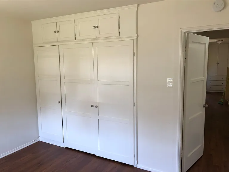 647 Brooks Ave — Photo 31