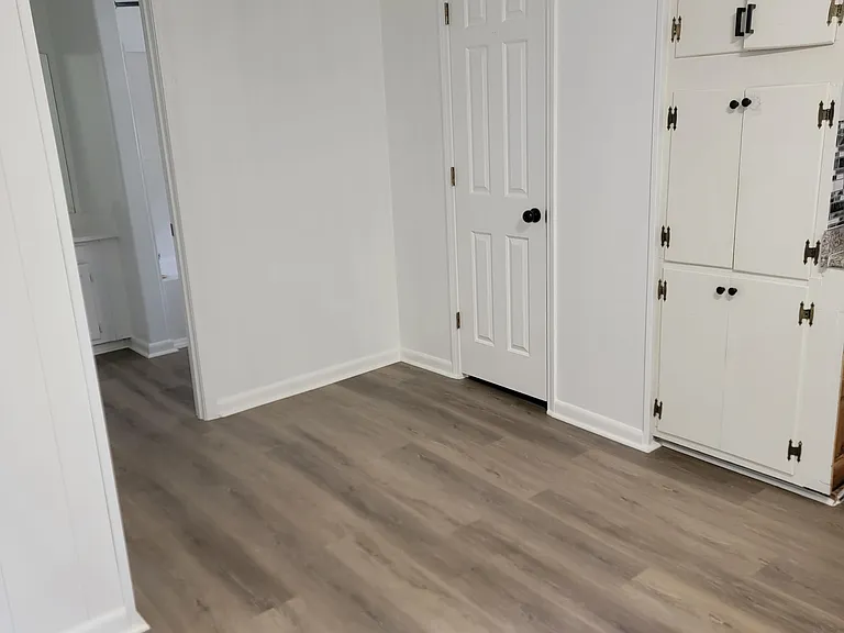 3933 Midway Rd #4D — Photo 6