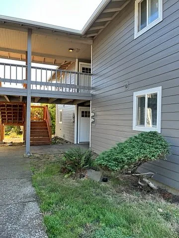 130 NE San Bayo Cir Photo 1
