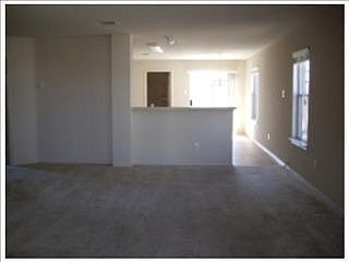 3rd image of 1109 Remington Dr