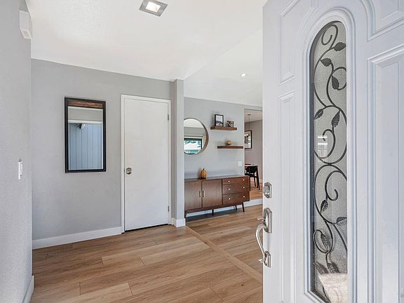 3rd image of 1505 Rainier Avenue